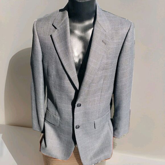 Club Room Other - Club Room Men's Sport Coat Blazer 2 Button Gray Plaid Poly Blend 40R Blue Stripe